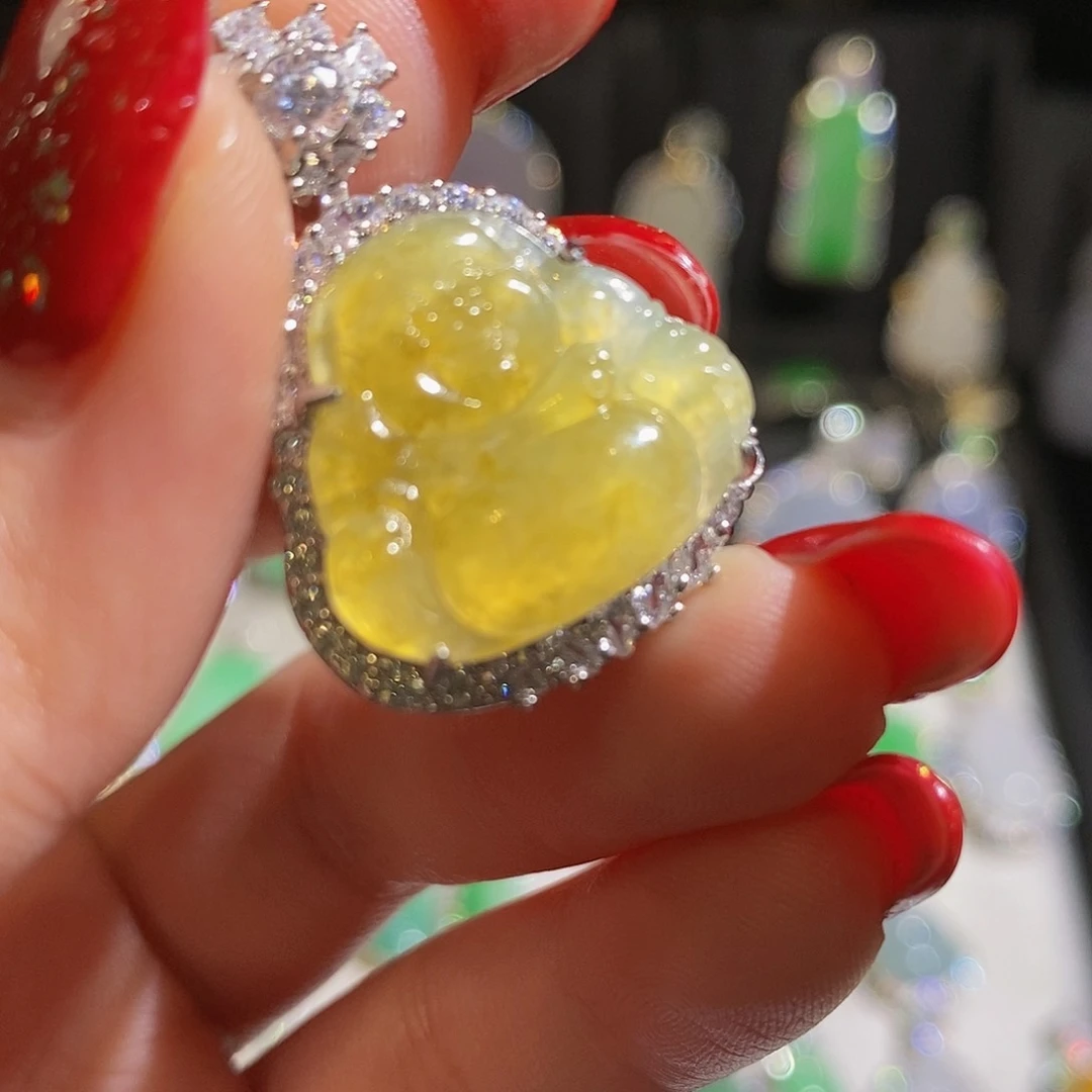 翡翠颈饰银S925镶嵌天然翡翠