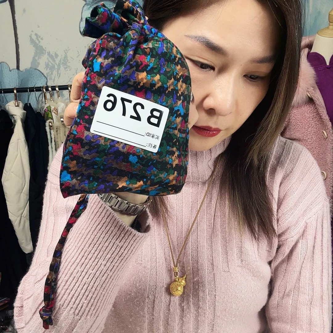 蛇***转276 特价孤品瑕疵衣