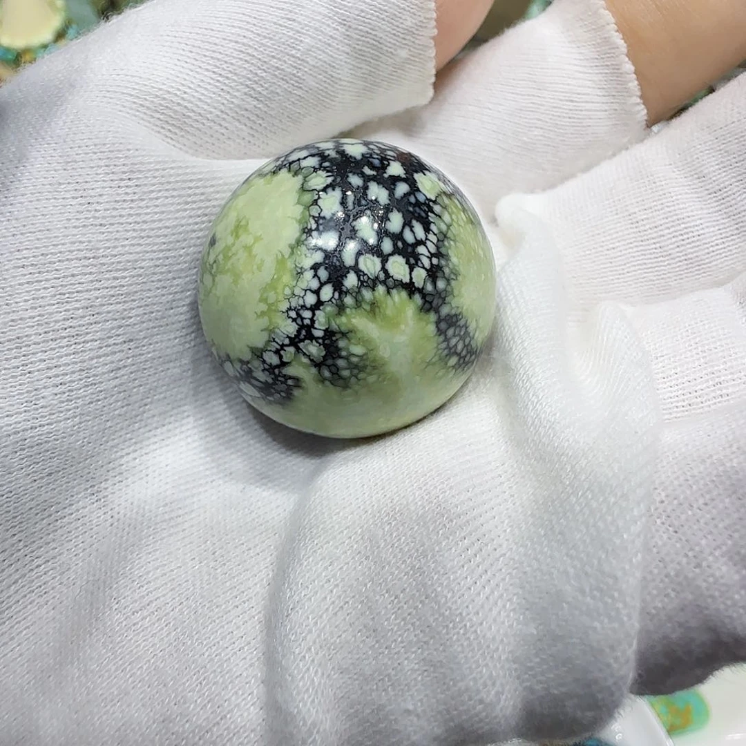 绿松石未镶嵌原矿绿松石