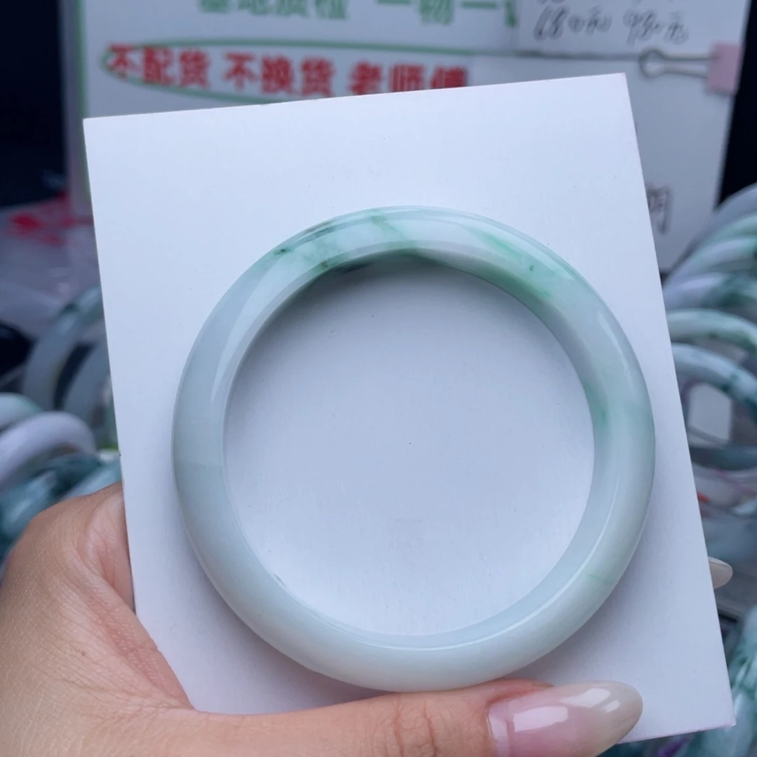 翡翠未镶嵌手镯58.8圈
