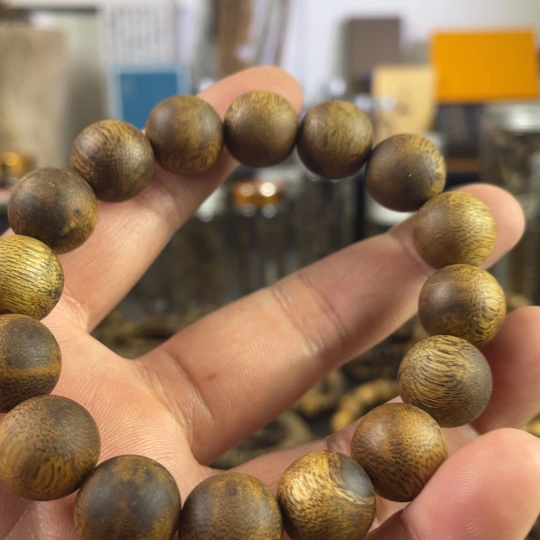 奇楠沉香卡1·4，13克