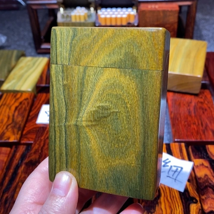 朱****大果紫檀（缅甸花梨）绿檀烟盒