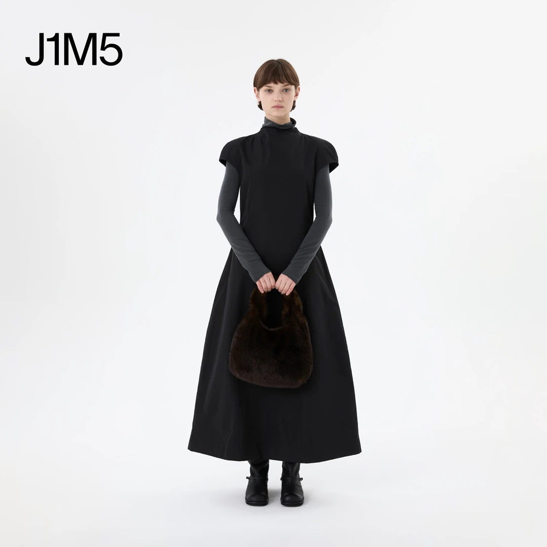 J1M5买手店  AMOMENTO 25秋冬 塔夫绸立领短袖连衣裙 设计师品牌
