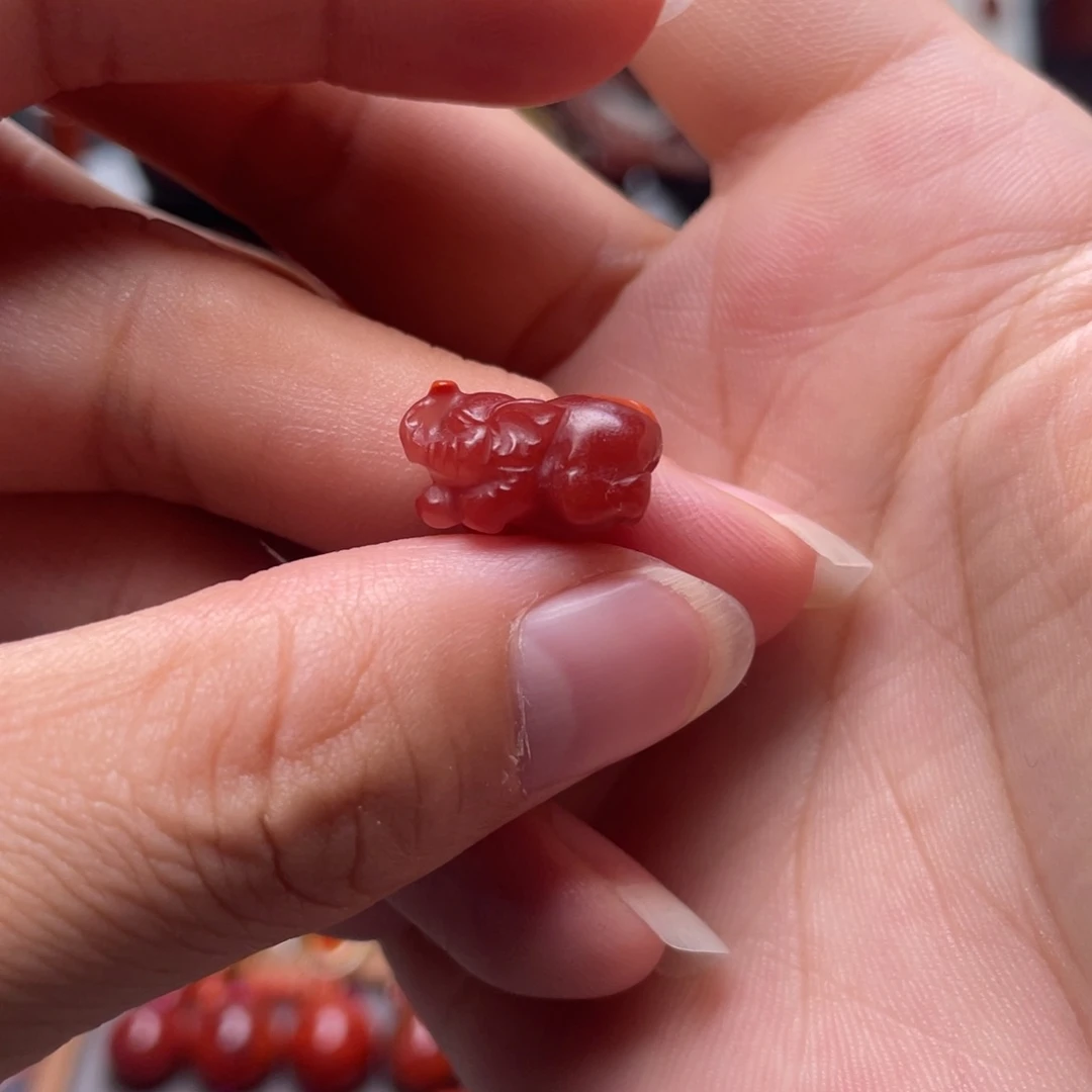 南红玛瑙未镶嵌象神