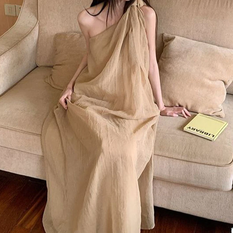 复古纯色宽松显瘦无袖吊带裙夏季新款极简风设计扭结斜肩连衣裙女