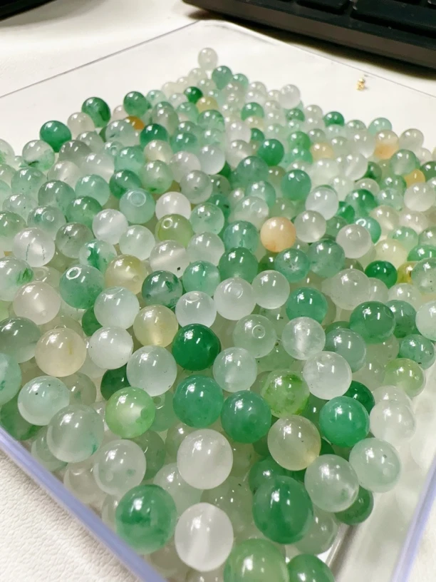 天然非洲翠散珠单颗卡7-8mm（按颗购买手串25颗起）