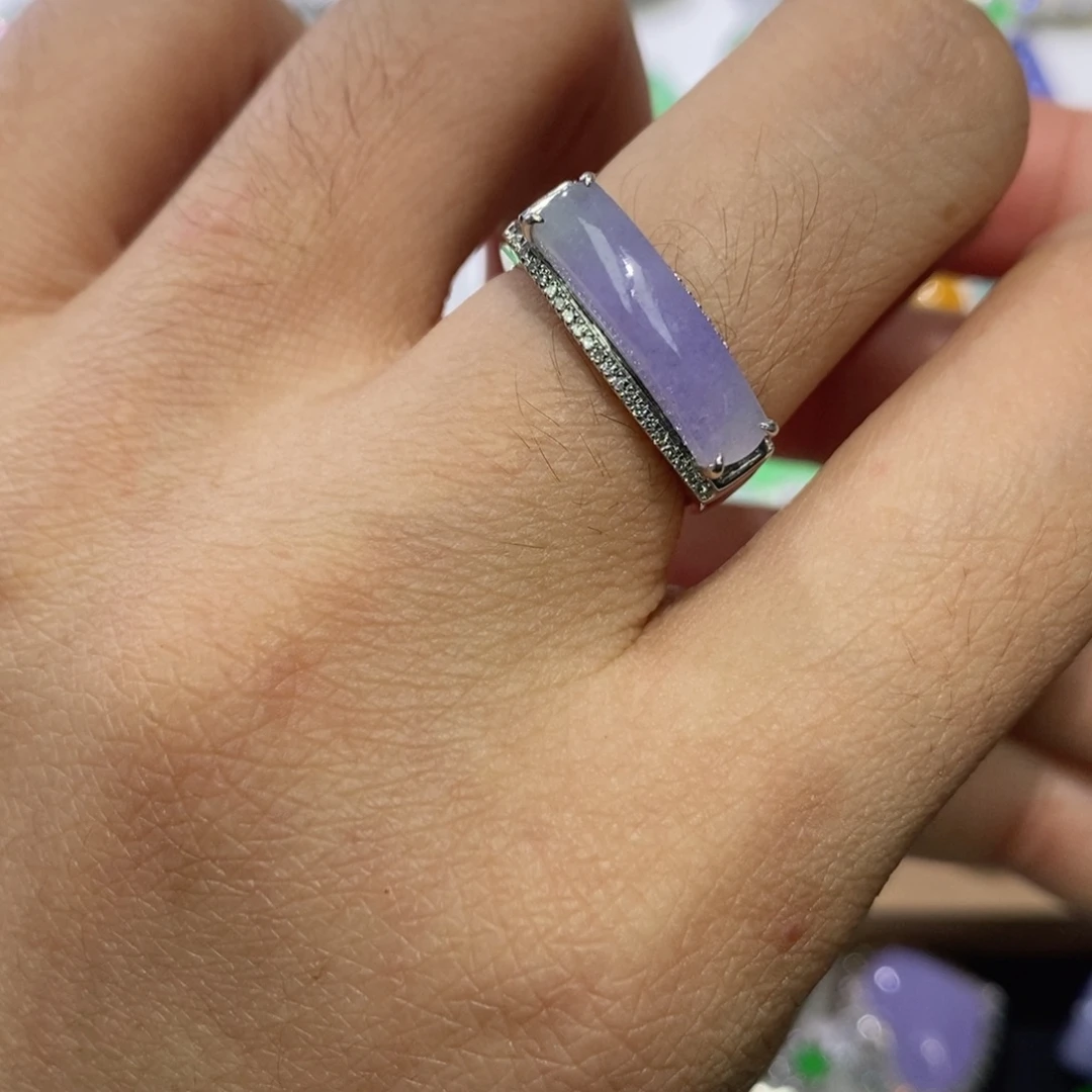 翡翠22K金镶嵌戒指缅甸