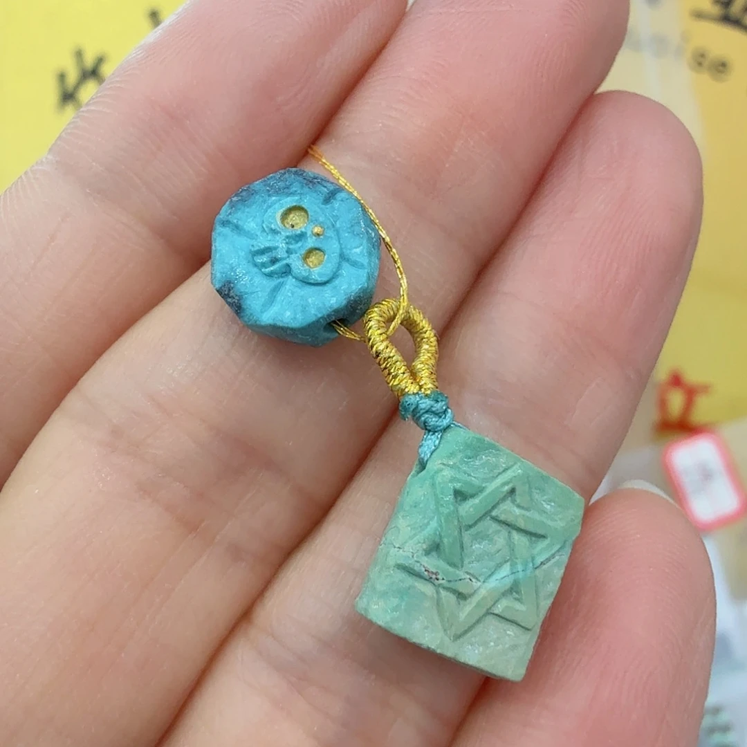 未镶嵌绿松石珠宝奇石
