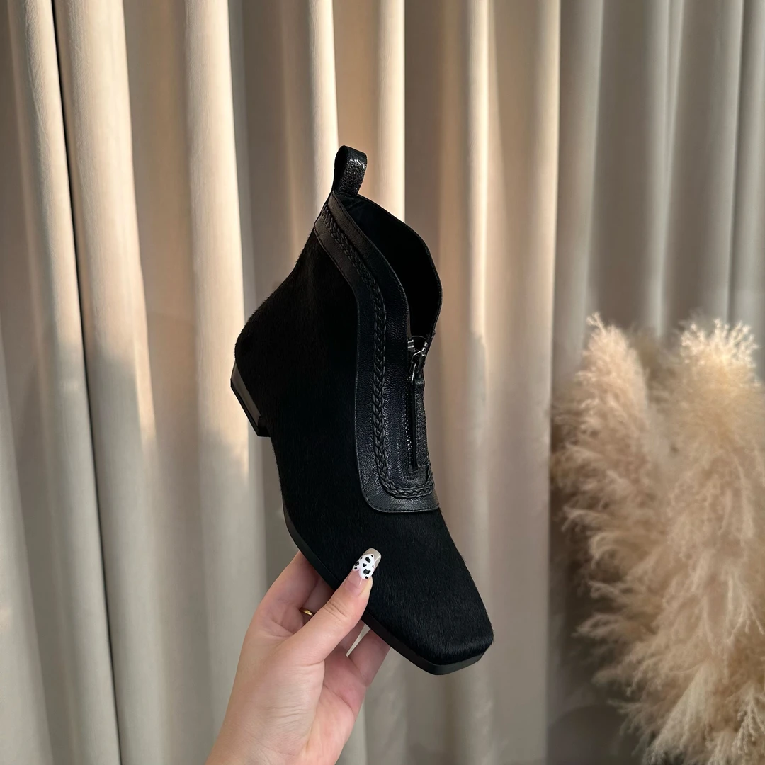 英伦风秋冬新款马毛前拉链设计女鞋时尚气质百搭方头粗跟加绒女靴