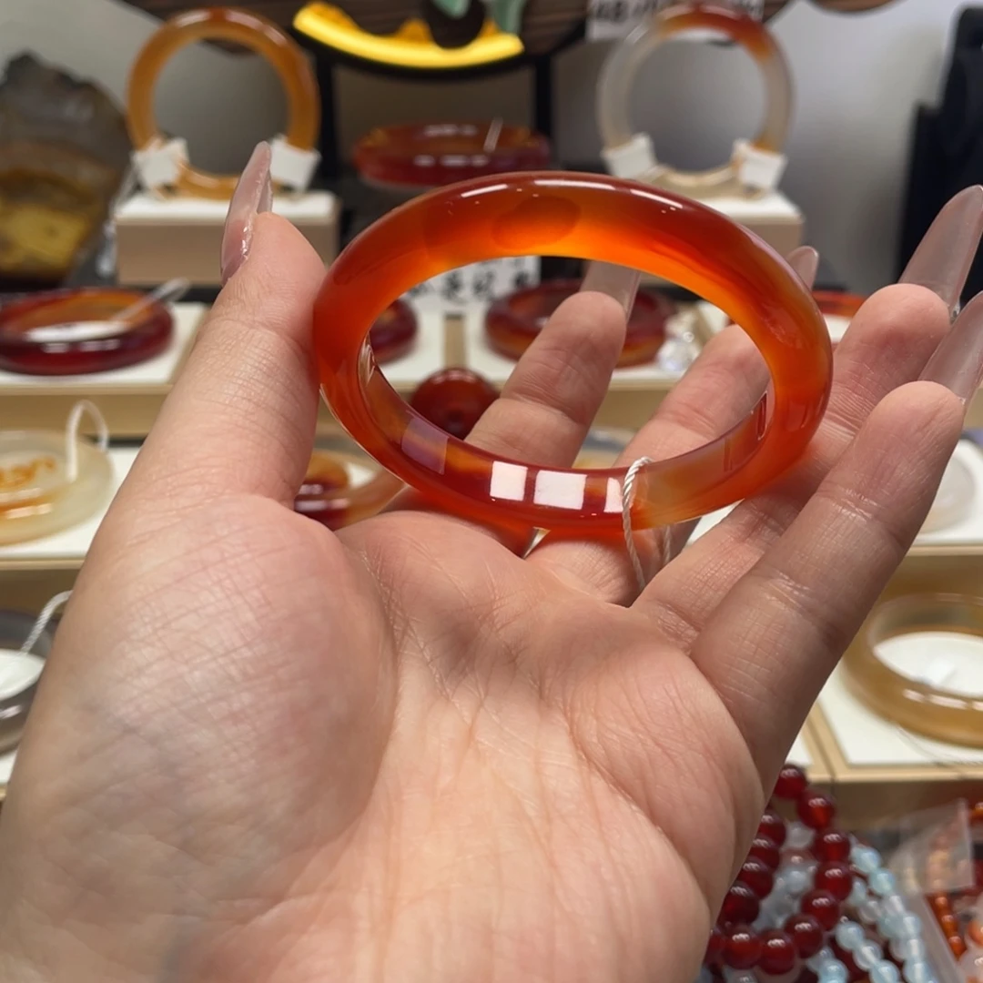 玛瑙/玉髓未镶嵌手镯