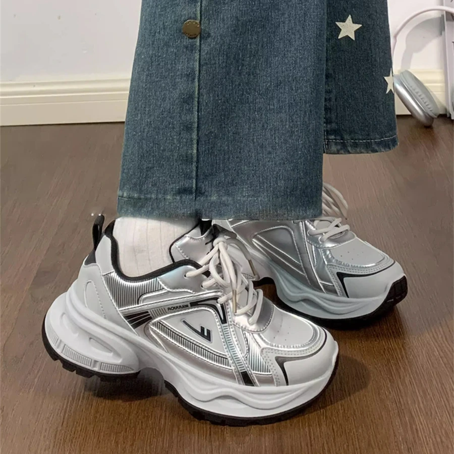 Warrior/回力轻便爆款老爹鞋女情侣款新款网红超火百搭软底运动鞋