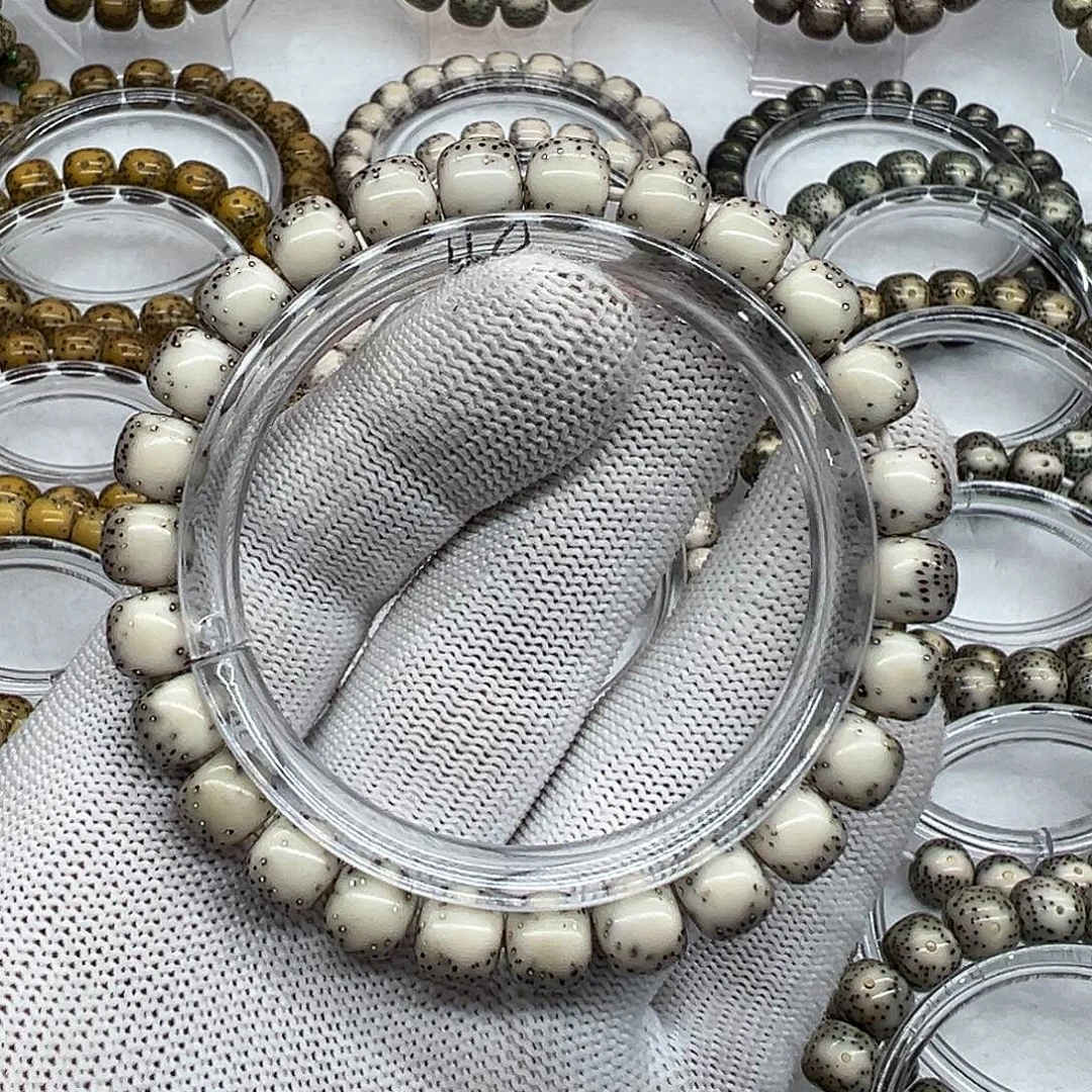 @***勤星月菩提手串一图一物8.8