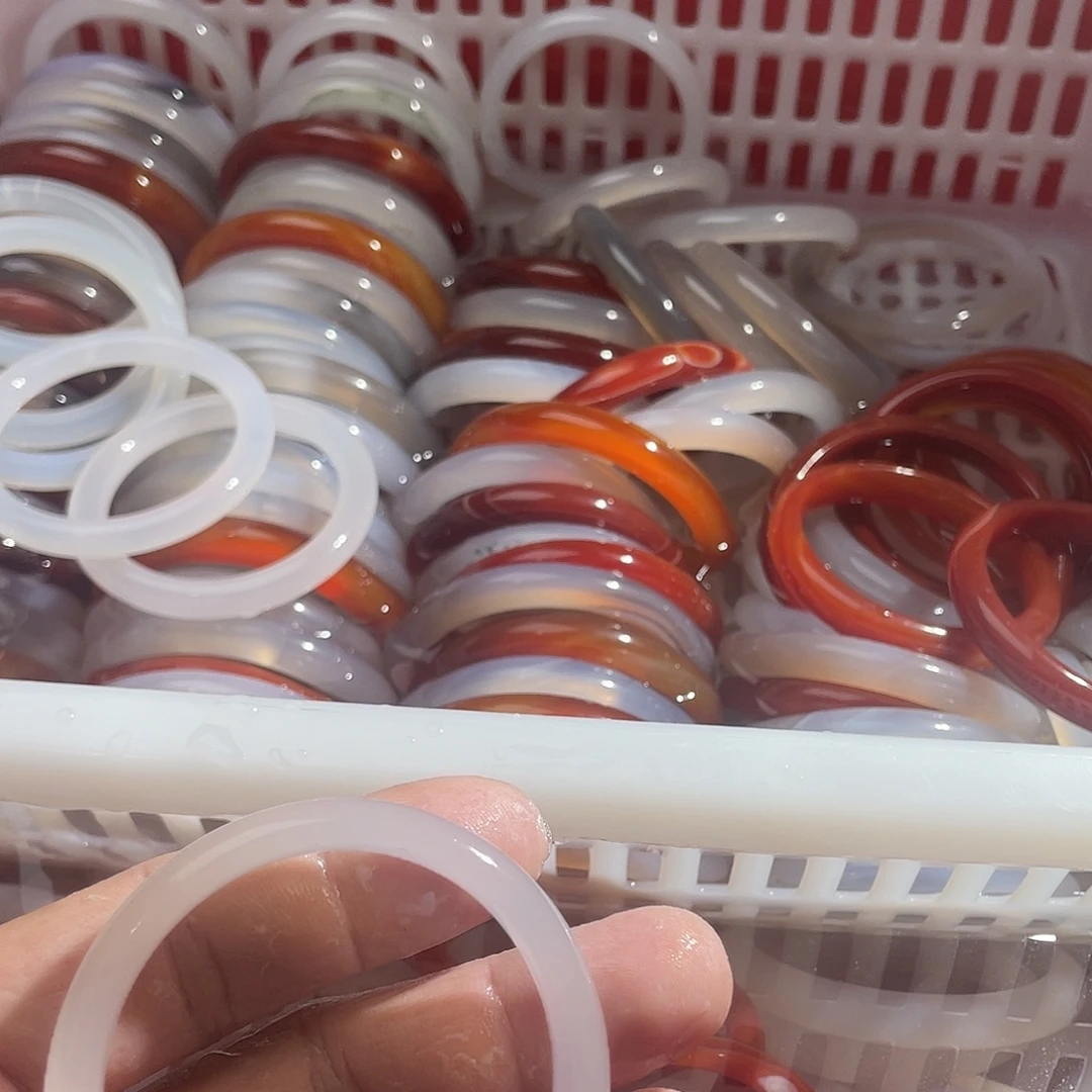 玛瑙/玉髓未镶嵌手镯