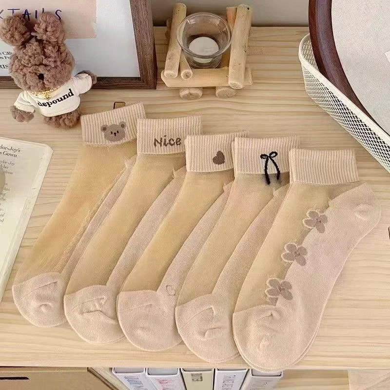 夏季短袜女韩版极简风薄款袜子短筒涤棉袜春夏百搭玻璃丝水晶袜