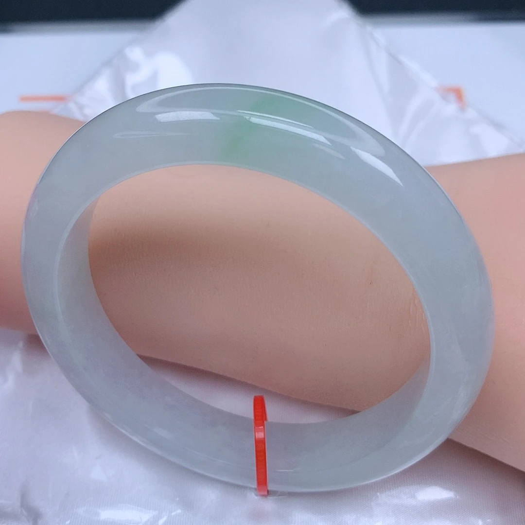 【闪购商品】未镶嵌手镯翡翠，58