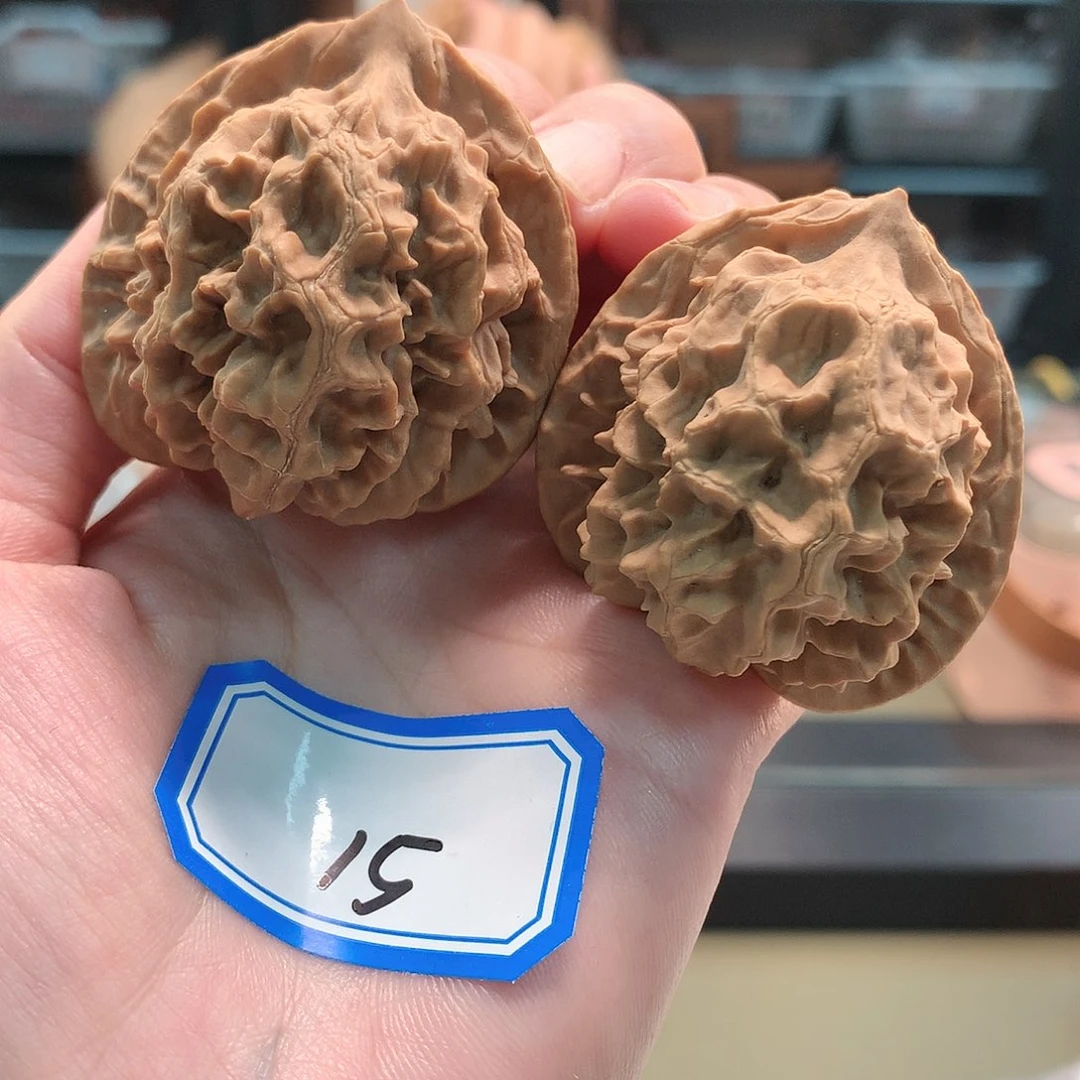 【闪购商品】文玩核桃吊坠帝王 43尺