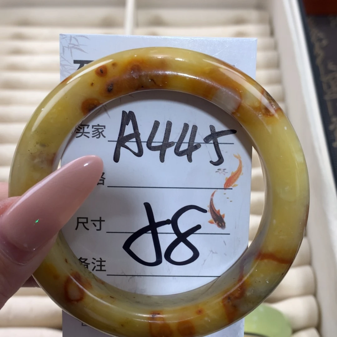 【闪购商品】未镶嵌蛇纹石玉手镯
