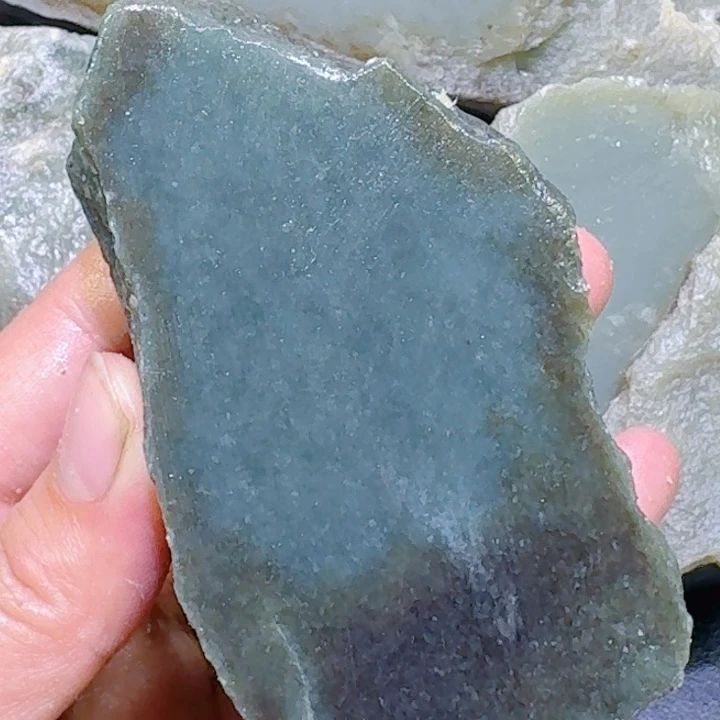 和田玉未镶嵌珠宝半成品