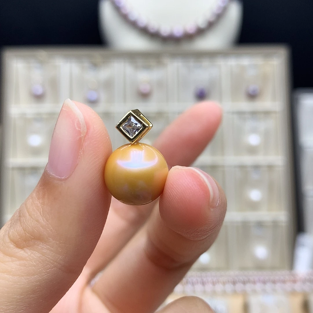 合金淡水珍珠颈饰