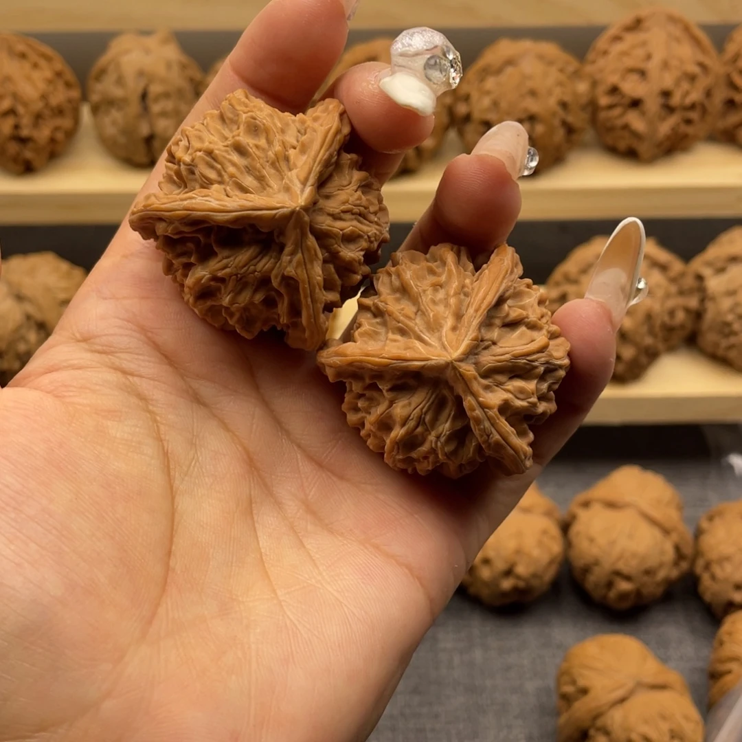 把件文玩核桃全盘山三棱41