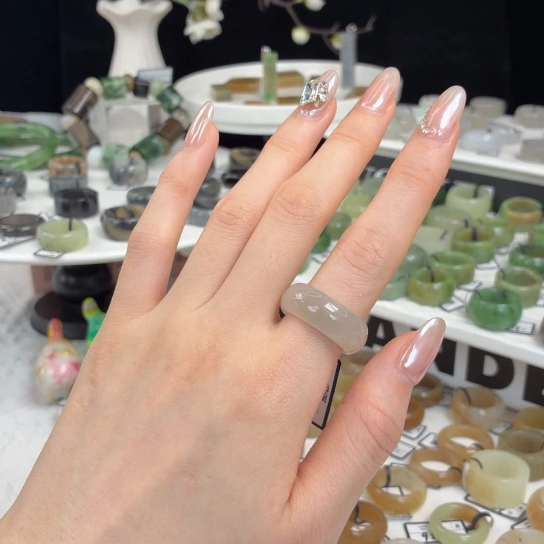 和田玉（糖玉）未镶嵌戒指z24冰透灰白胖圆18.1