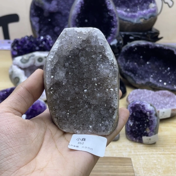 未镶嵌大型摆件（非配饰）紫晶