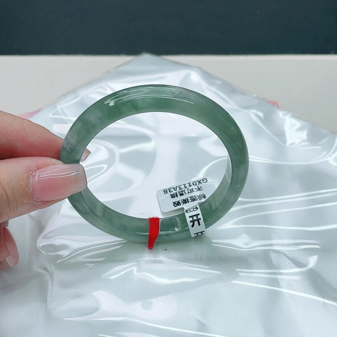 翡翠手镯未镶嵌正53.7