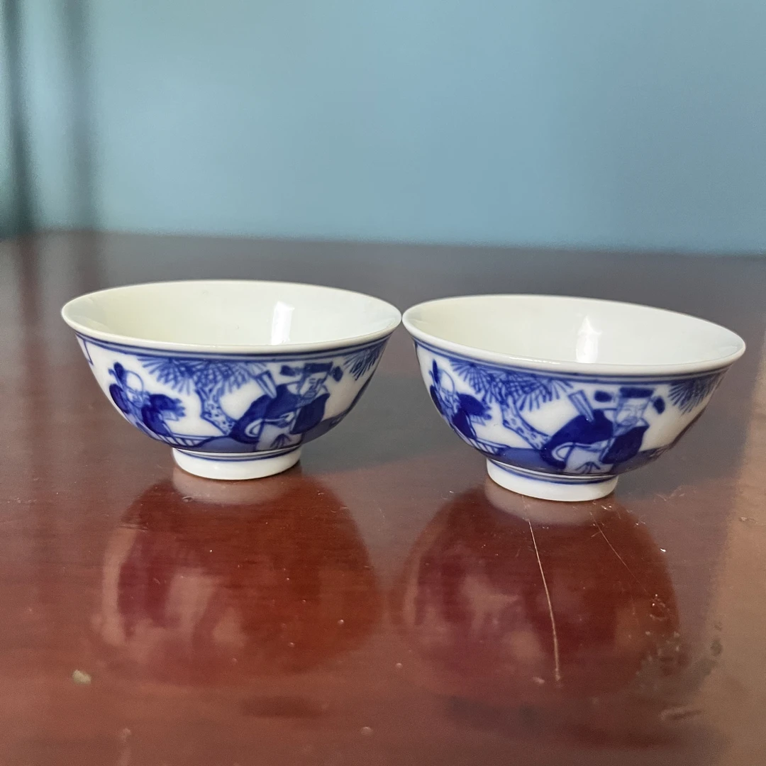 1030清晚期青花人物一口杯