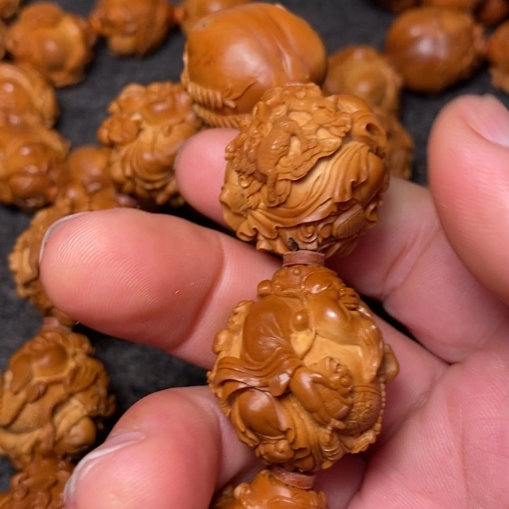 j***a手串/手链橄榄核纯手工雕刻财财