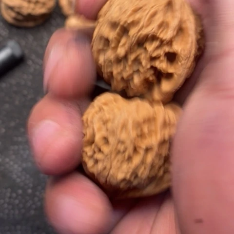 文玩核桃把件宫灯5.5