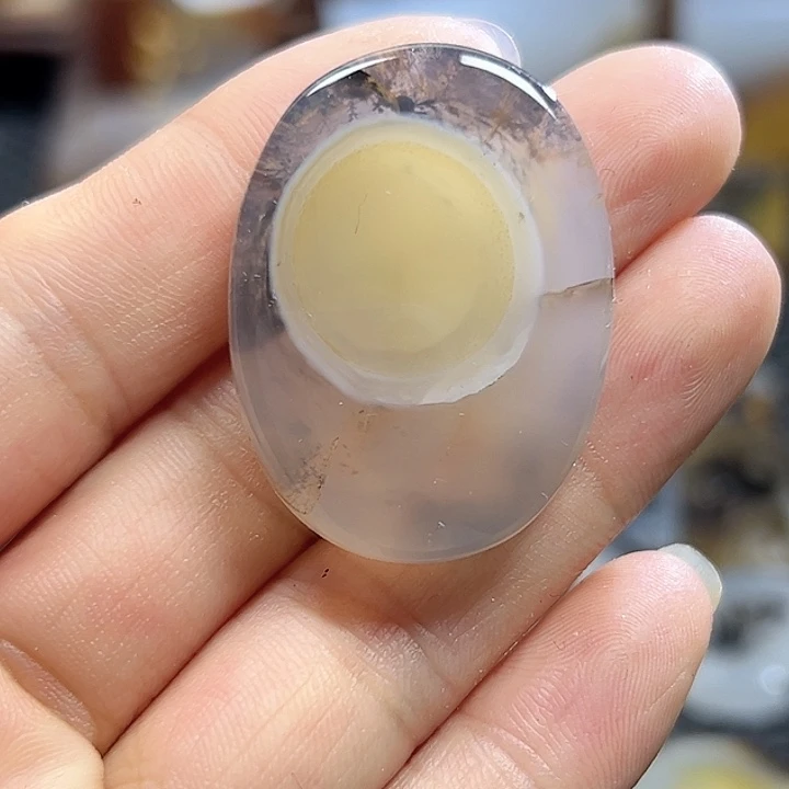 玛瑙/玉髓未镶嵌珠宝半成品