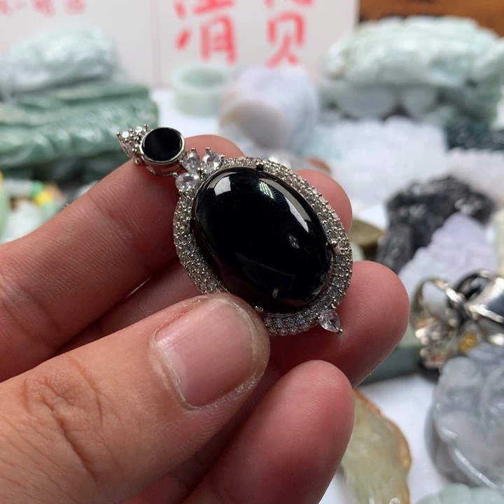 翡翠未镶嵌颈饰保真天然a货翡翠