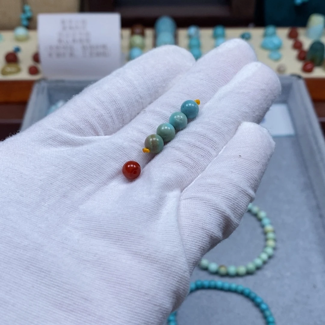 南红玛瑙配饰未镶嵌