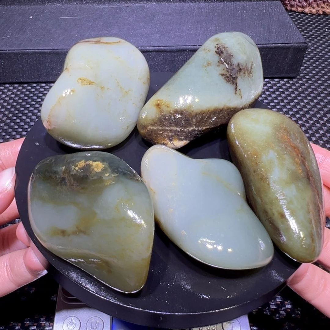 吊坠(不含链)未镶嵌和田玉（子料）429-74