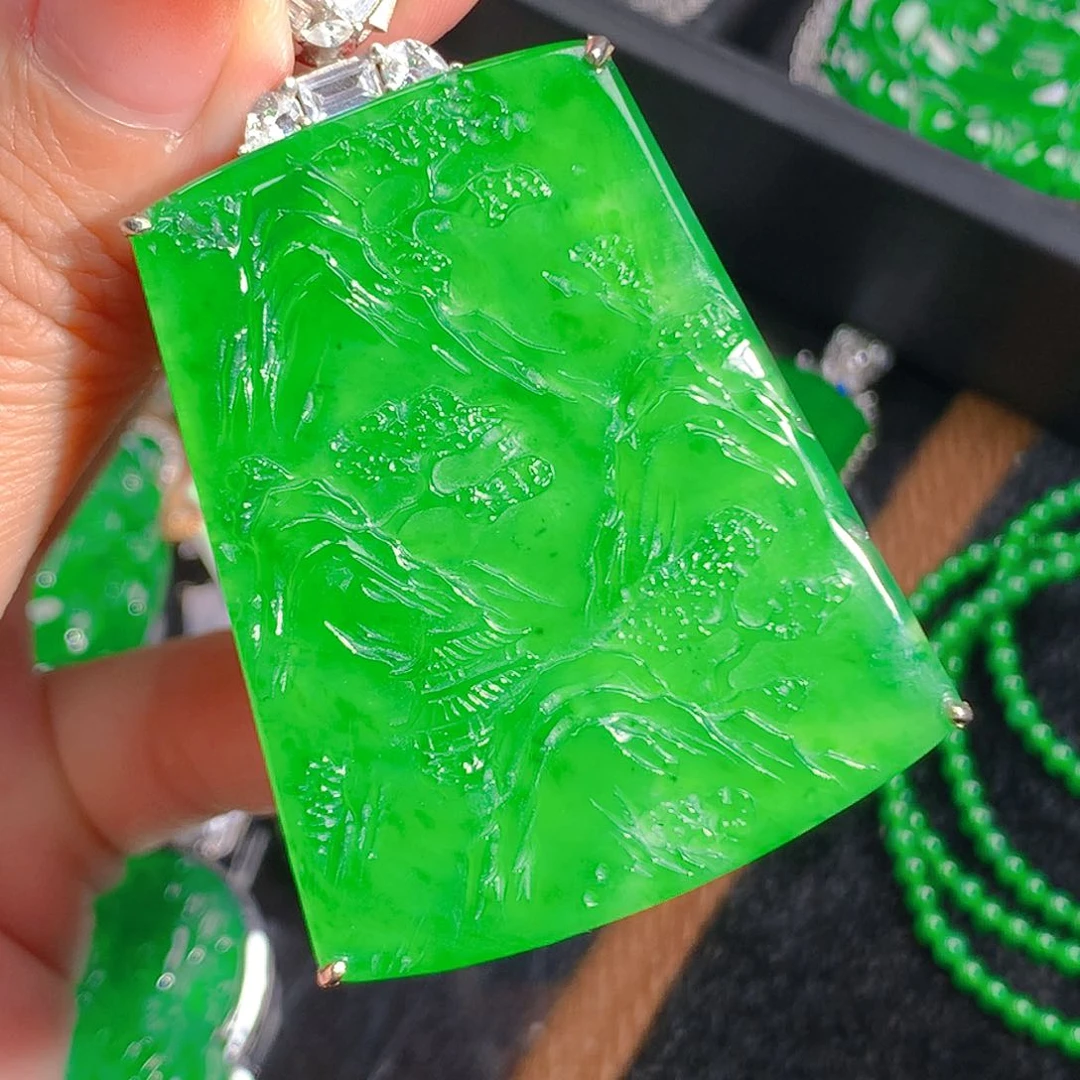 翡翠吊坠(不含链)未镶嵌