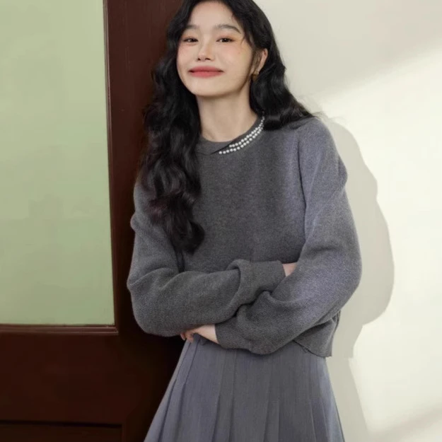 阔色灰色珍珠针织衫2025新款女秋冬毛衣长袖打底衫内搭黑色秋装