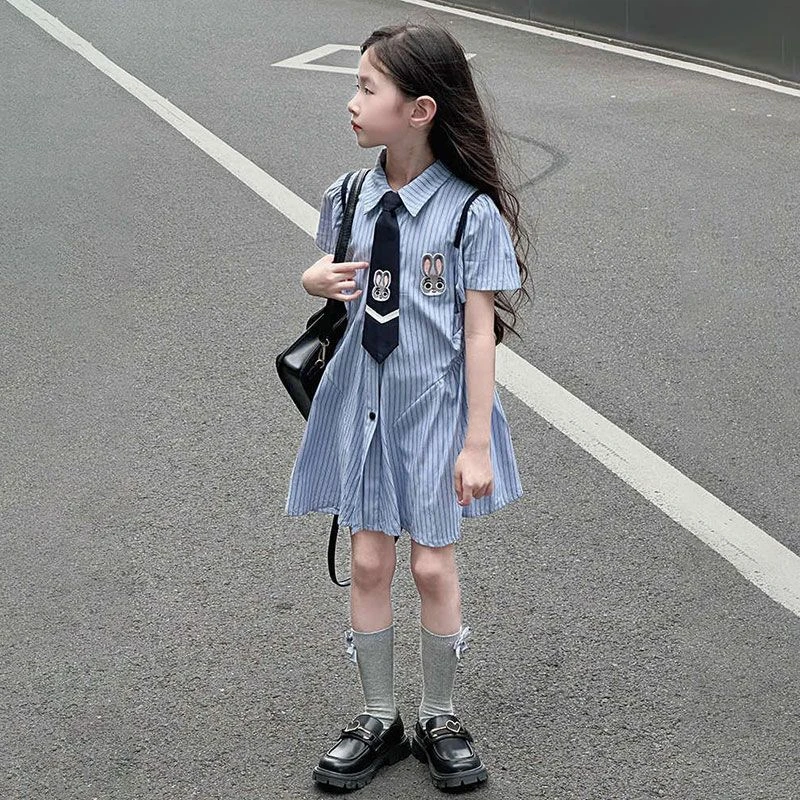 女童连衣裙夏季新款学院风兔子领带设计2025夏季新款学院风连衣裙