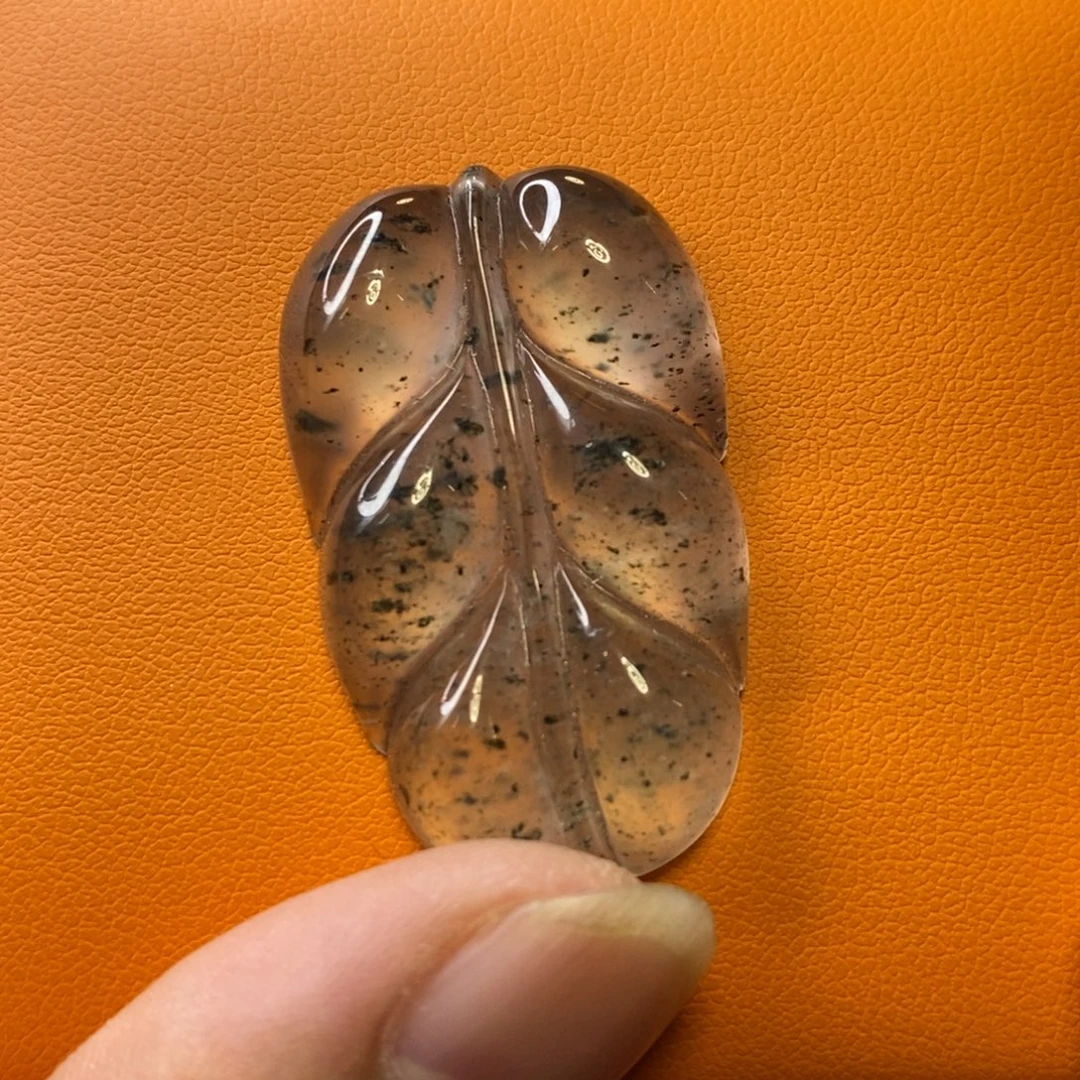 石英质玉未镶嵌吊坠