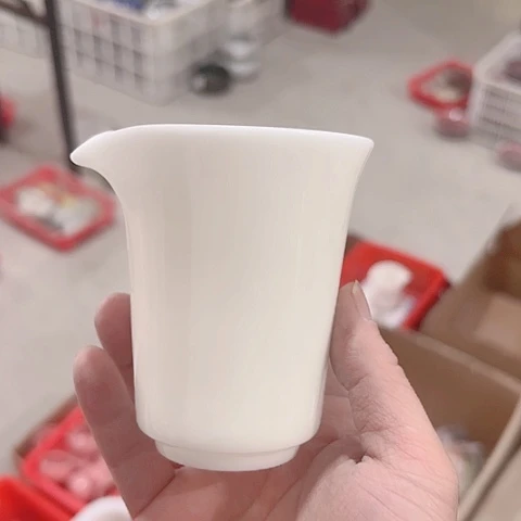 微瑕的一个直播间介意勿拍