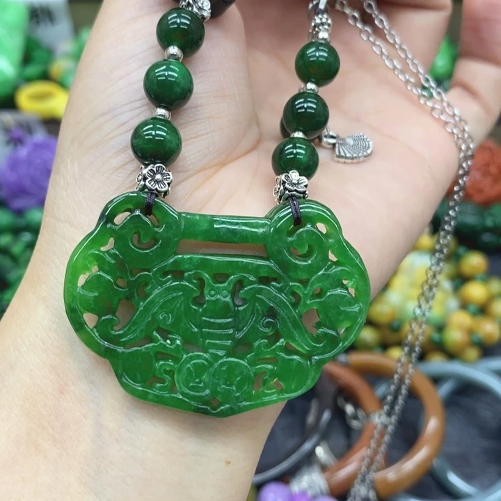 翡翠未镶嵌颈饰项链87