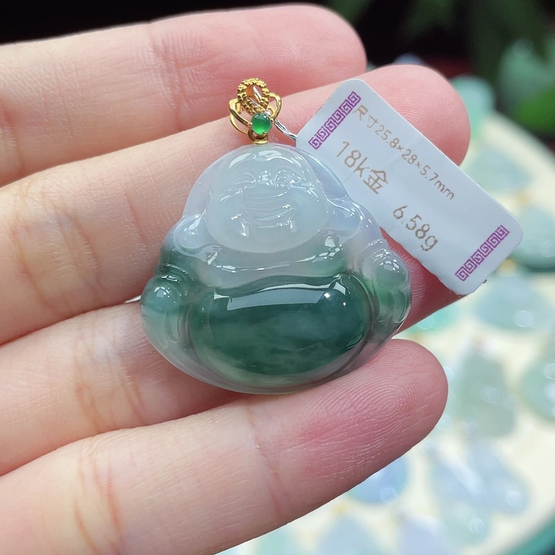 颈饰18K金镶嵌翡翠佛公