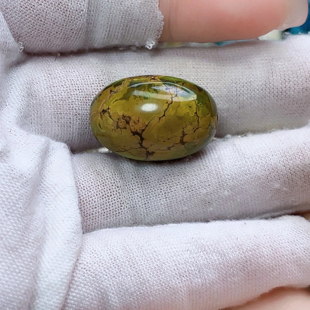 绿松石未镶嵌饰品