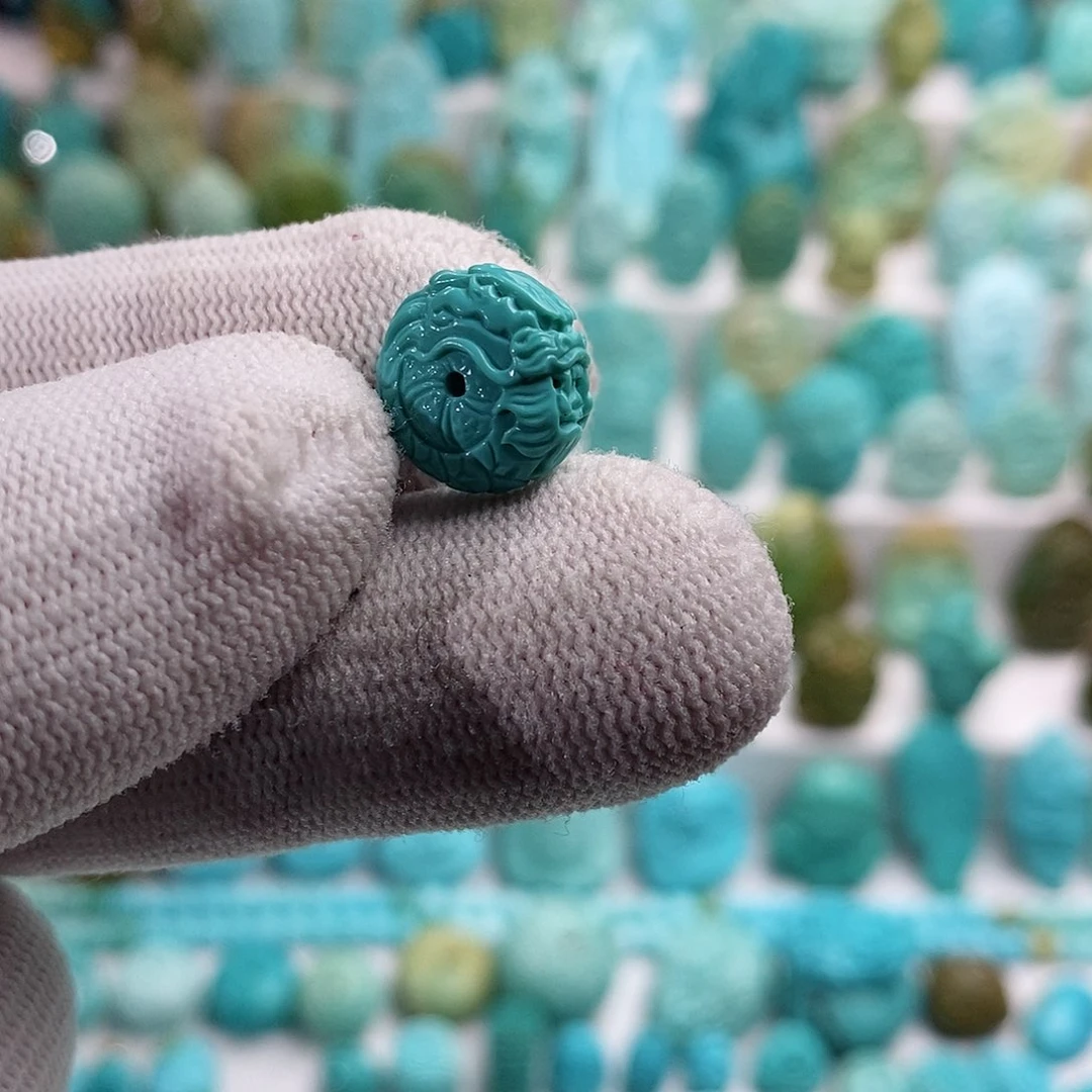 绿松石绿松石未镶嵌