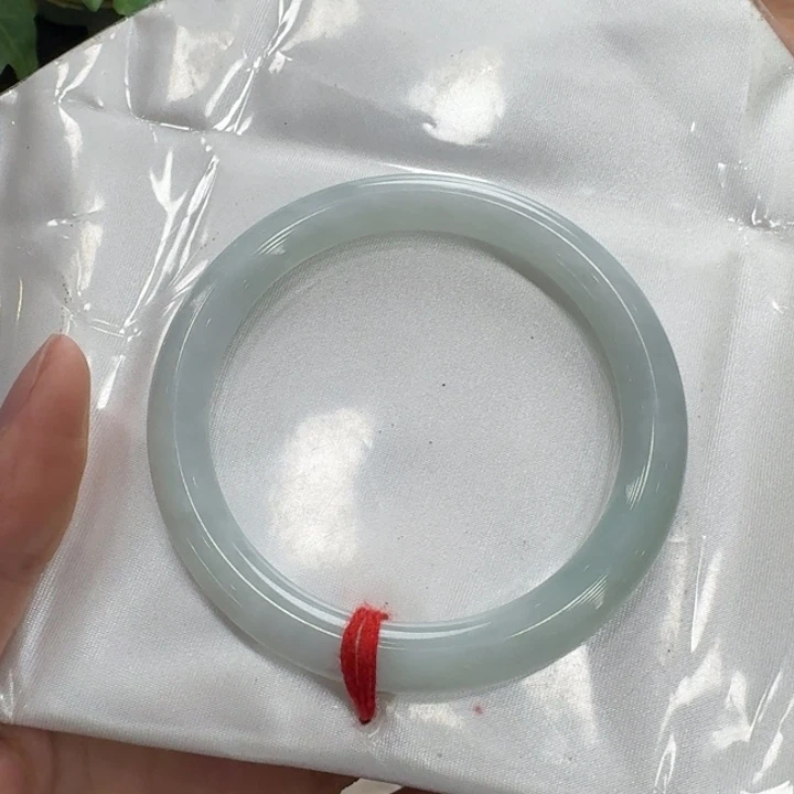 翡翠未镶嵌手镯翡翠手镯