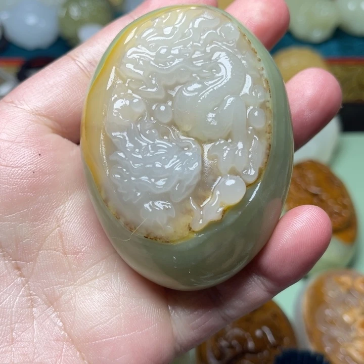 石材天然方解石手把件不退换