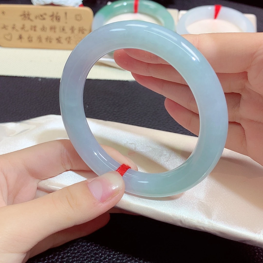 翡翠未镶嵌手镯429