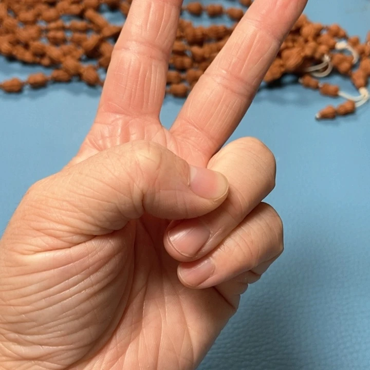 【闪购商品】吊坠桃核直播为准