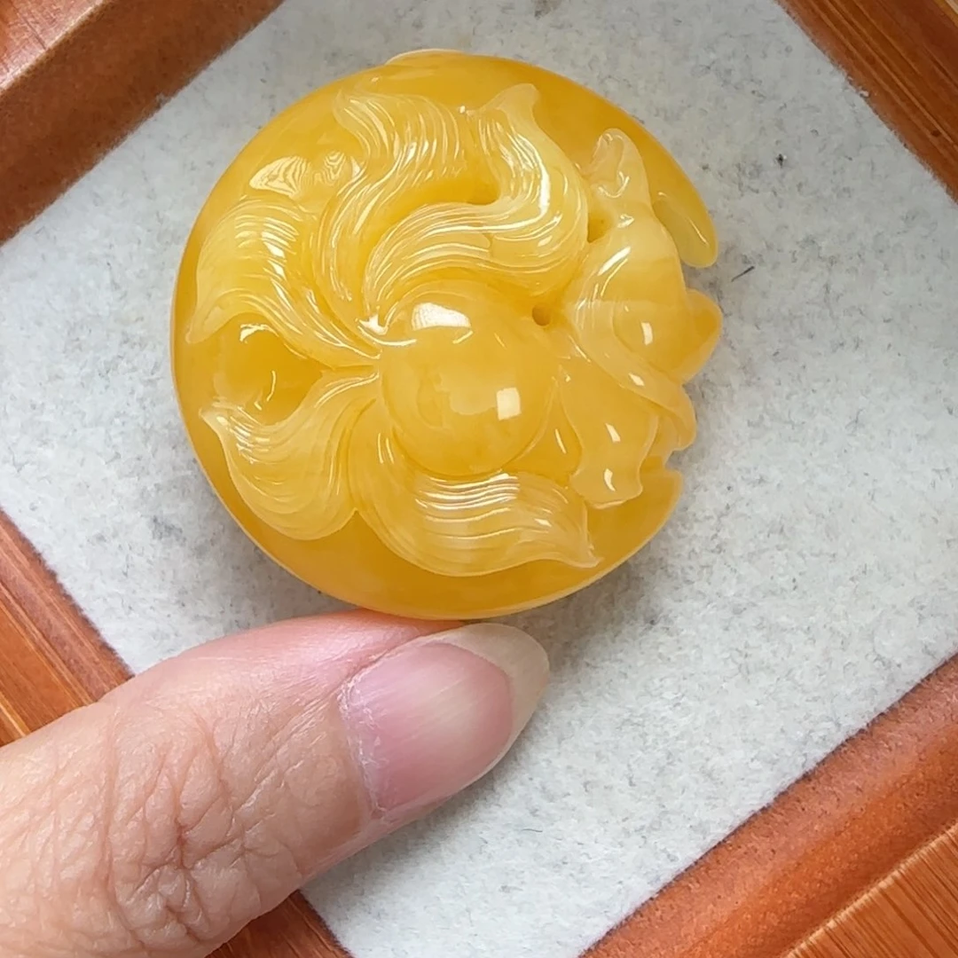 琥珀未镶嵌珠宝奇石定制