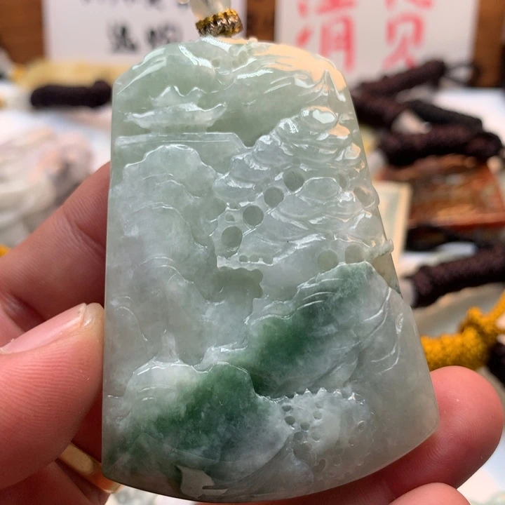 翡翠未镶嵌颈饰保真天然a货翡翠