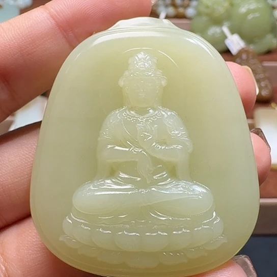 颈饰未镶嵌和田玉